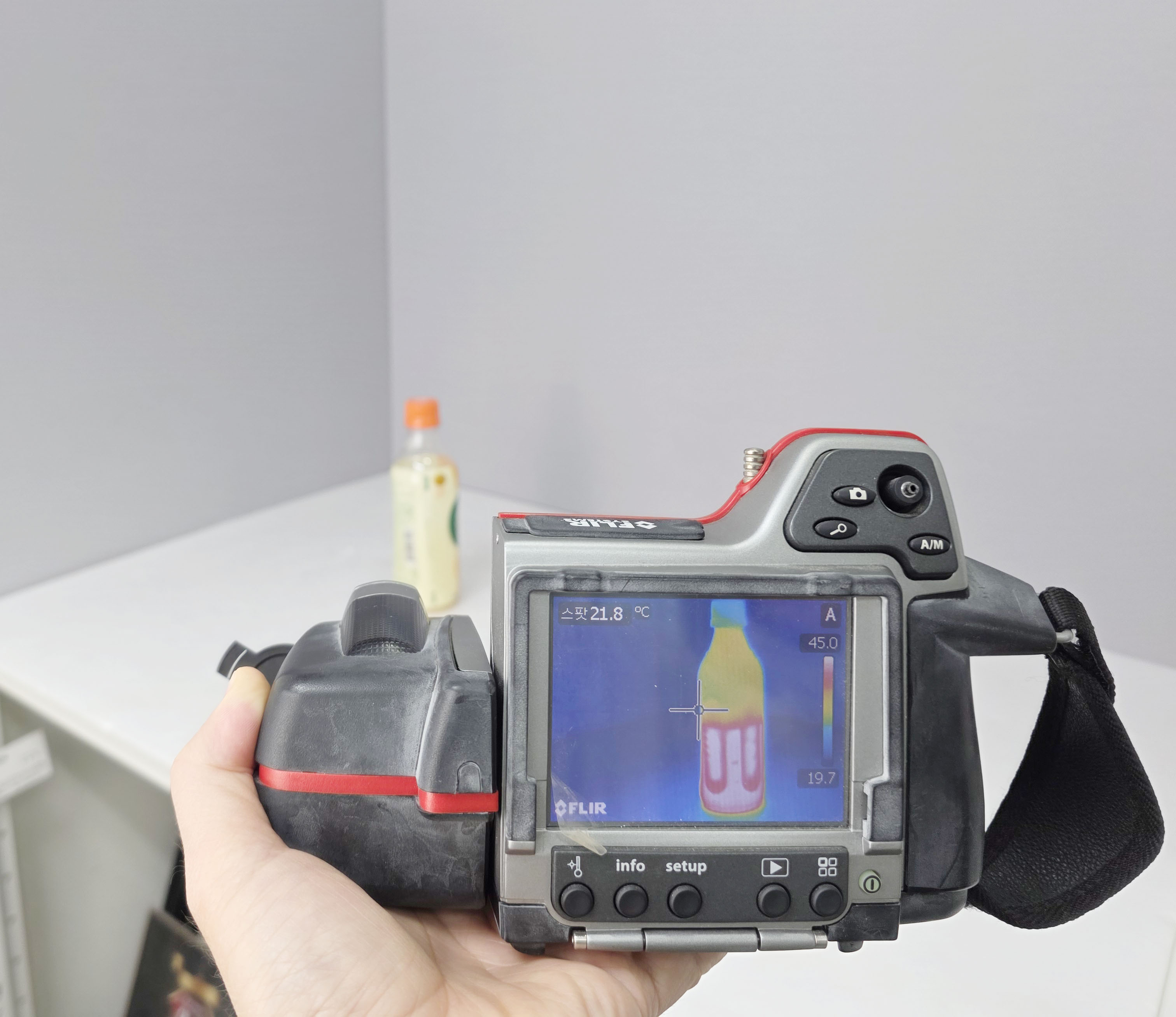 플리어 FLIR T200 적외선 열화상 카메라